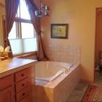 The Colorado master bathroom BEFORE renovation show how limited the room felt with some of the elements installed.